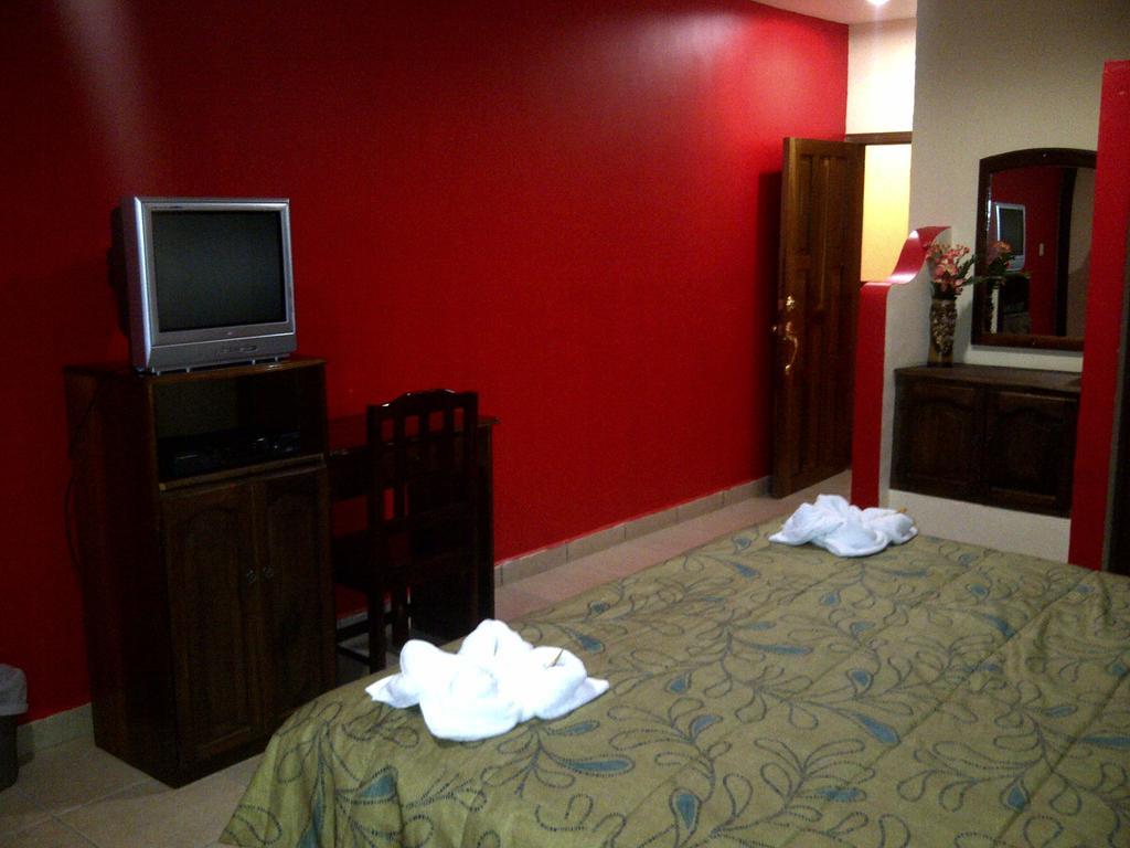 Hotel Cibeles La Ceiba Bilik gambar